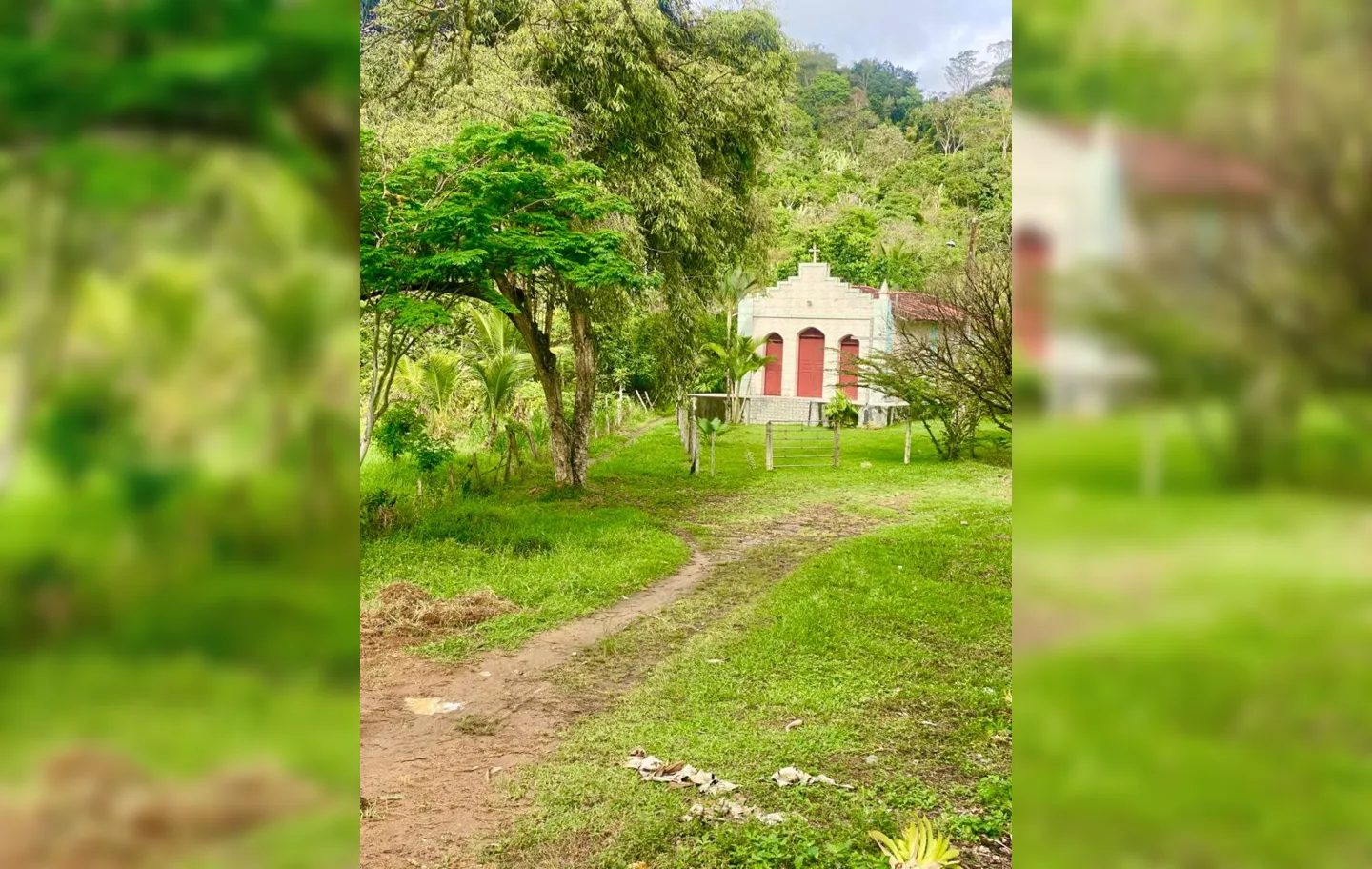 Essa linda Capela fica no trecho entre os municípios de Mutuípe e Jiquiriça, no quarto dia do Caminho da Paz