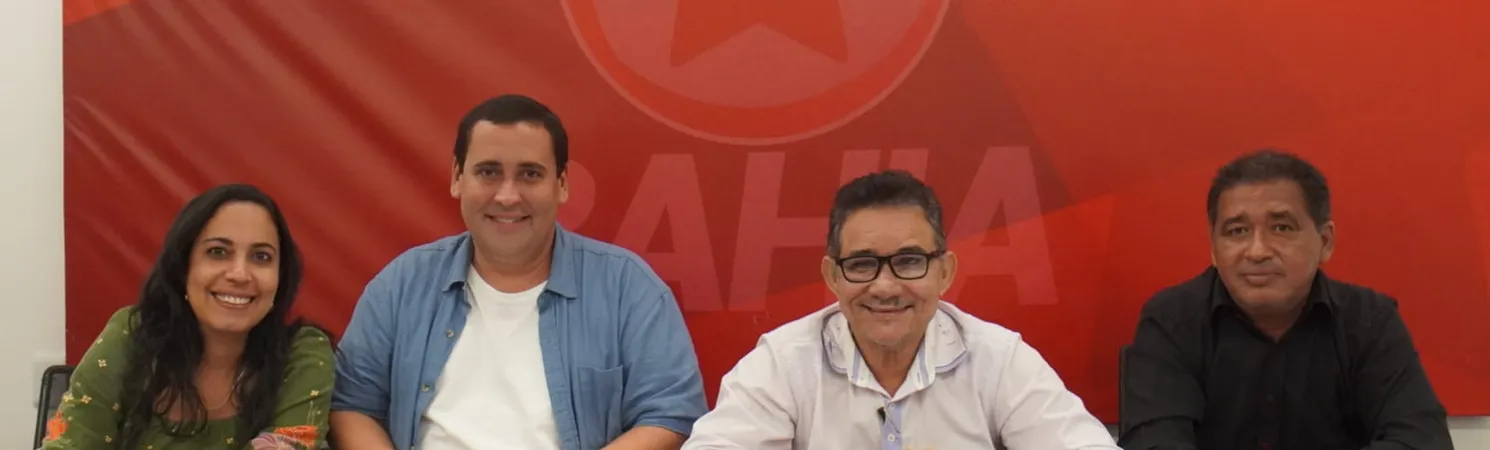 A reunião contou com a presença do presidente do PT Bahia, Éden Valadares