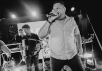 Cantor de forró morre após ser picado por aranha