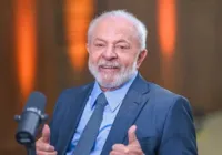 Em busca de apoio, Lula terá reunião com líderes da Câmara nesta terça