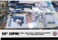 PM apreende armas e drogas em Arembepe