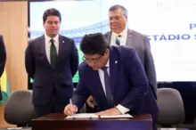 Imagem ilustrativa da imagem Acordo para implantação do Projeto Estádio Seguro é assinado