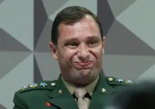 Imagem ilustrativa da imagem Após decisão de Moraes, Mauro Cid se afastará de funções militares