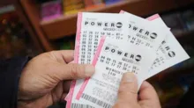 Imagem ilustrativa da imagem Apostador ganha mais de R$ 8 bilhões em loteria nos EUA