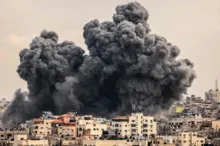 Imagem ilustrativa da imagem Ataque do Hamas em Israel movimenta geopolítica e alerta autoridades