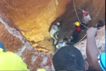 Imagem ilustrativa da imagem Bebê cai em poço de 20 metros e é resgatado após 4 horas