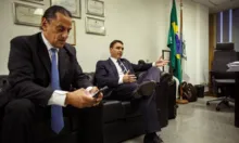 Imagem ilustrativa da imagem Bolsonaro e aliados temem terem sido gravados por Wassef