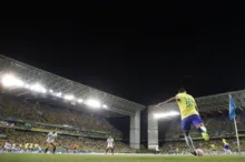 Imagem ilustrativa da imagem Com golaço da Venezuela, Brasil fica no empate na Arena Pantanal
