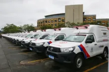 Imagem ilustrativa da imagem Com investimento de R$ 18 mi, Governo da Bahia entrega 68 ambulâncias