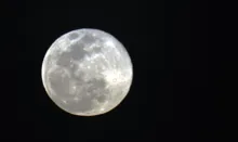 Imagem ilustrativa da imagem Eclipse parcial da Lua é neste sábado e poderá ser visto pela internet