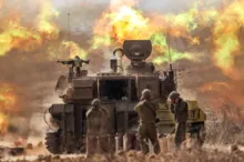 Imagem ilustrativa da imagem Eclode guerra entre Israel e Gaza com combates terrestres e bombardeio