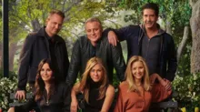 Imagem ilustrativa da imagem Elenco de Friends se pronuncia pela primeira vez após morte de ator