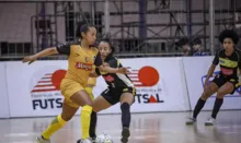 Imagem ilustrativa da imagem Futsal abre portas e fomenta o futebol de meninas e mulheres no Brasil