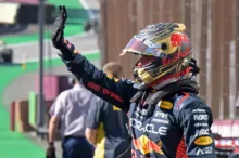Imagem ilustrativa da imagem Max Verstappen vence corrida sprint do GP do Brasil