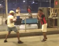 Imagem ilustrativa da imagem Vídeo mostra torcedores do Vitória trocando socos na Estação Pirajá