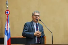Imagem ilustrativa da imagem Zé Raimundo assume presidência da Assembleia Legislativa; entenda