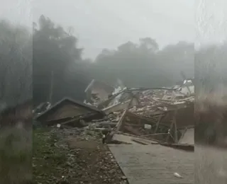Vídeo mostra desabamento de prédio por causa das chuvas
