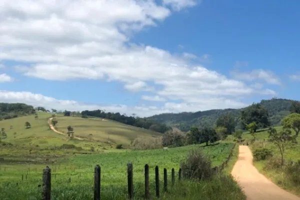 O Caminho da Paz é uma trilha com trechos superiores a 600 metros de altitude