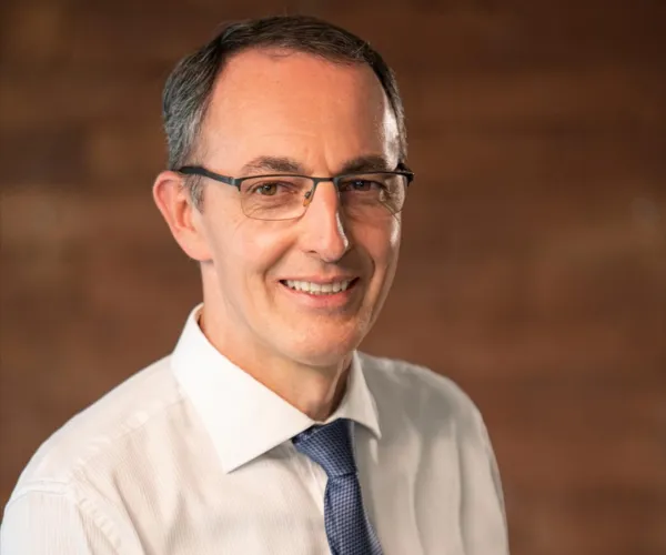 Márcio Port nos ilumina com um texto de alto valor  histórico  
sobre a saga cooperativista