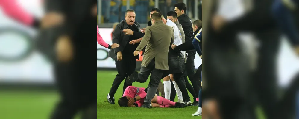 Escândalo na Turquia: campeonato de futebol suspenso após