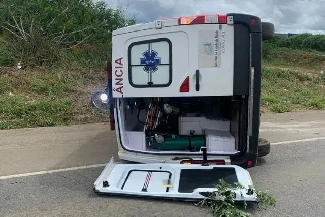 Motorista da ambulância também não se feriu