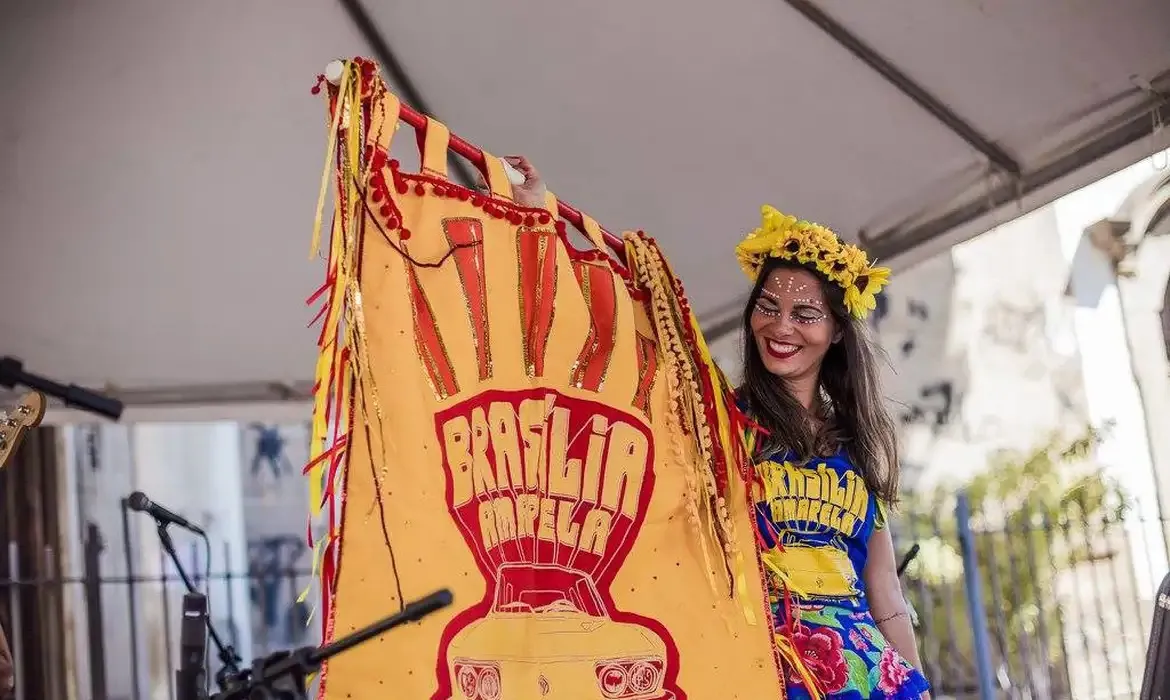 Imagem ilustrativa da imagem Brasília Amarela completa 10 anos homenageando Mamonas no carnaval