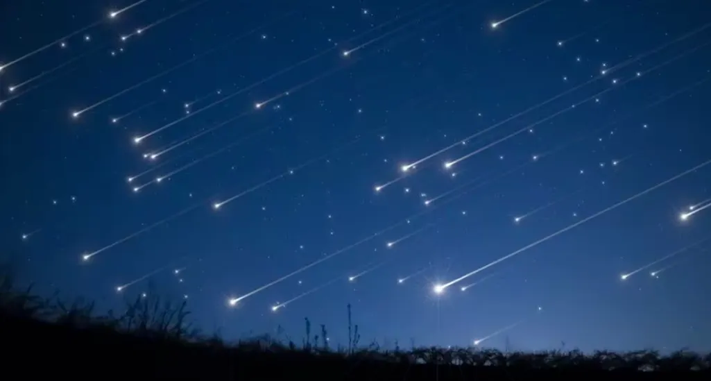 Chuva de meteoros Gemínidas: veja horário de pico e como assistir