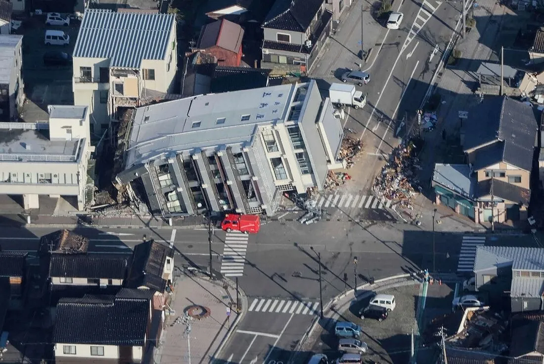 Terremoto de magnitude 7,5 atingiu a localidade de Ishikawa