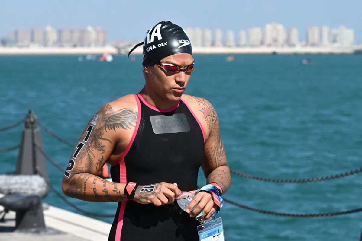 Ana Marcela garante vaga no Mundial de natação
