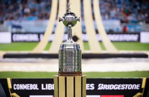 Taça da Copa Libertadores da América.