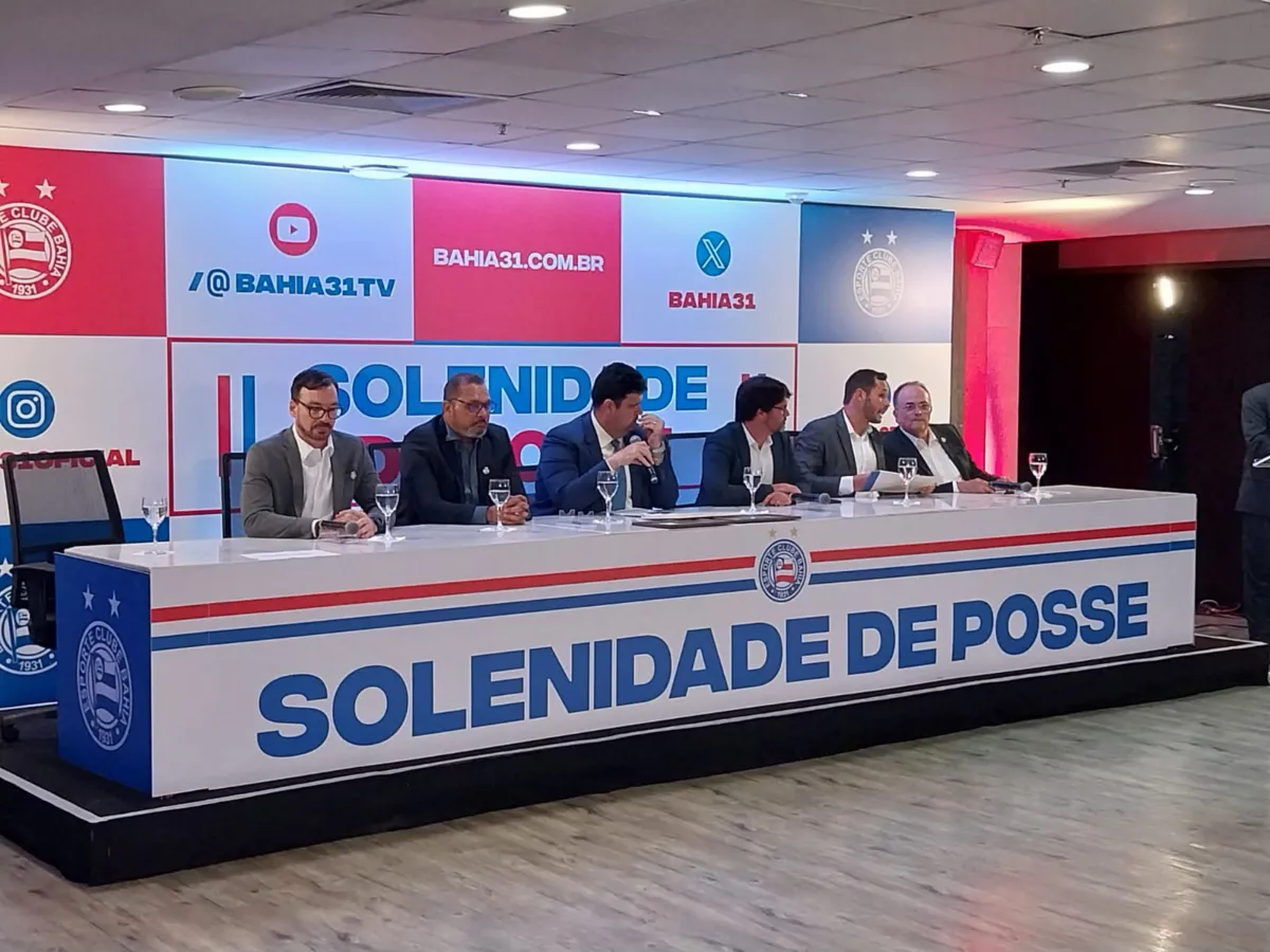 O presidente Emerson Ferretti e o vice eleito Paulo Tavares durante a solenidade de posse