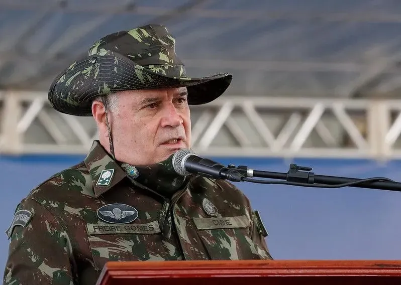 Freire Gomes deverá ter o atual comandante do Exército como testemunha em seu favor