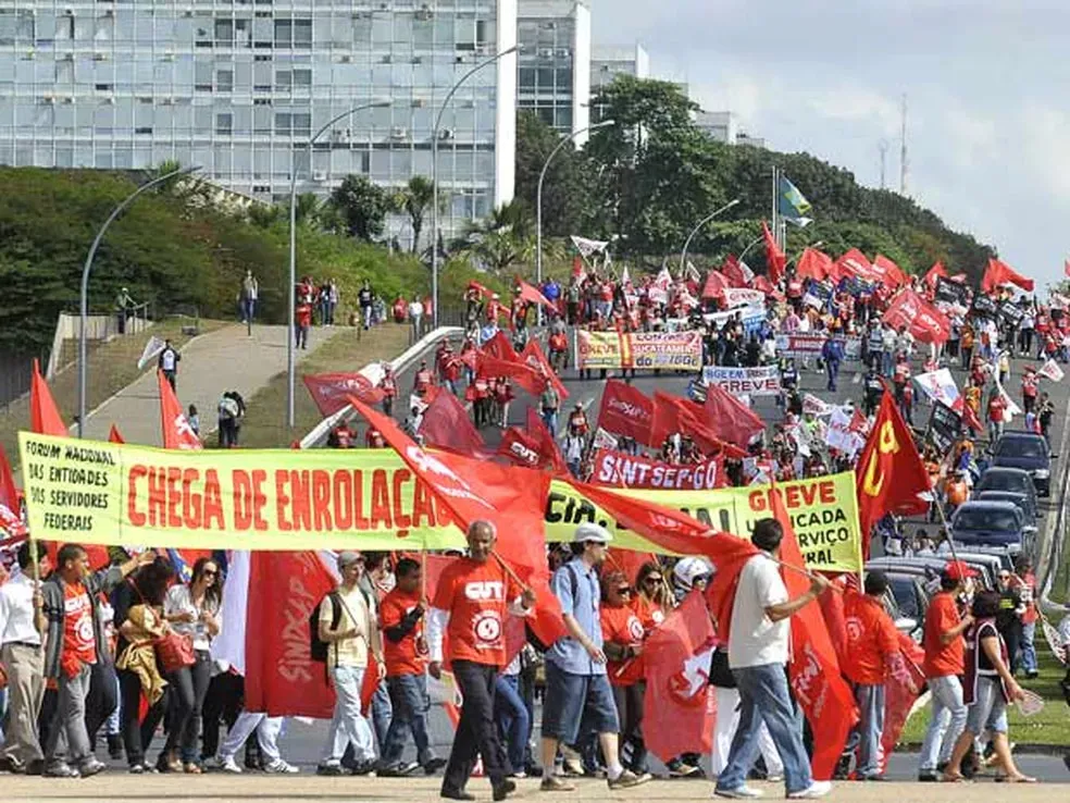 Manifestação de servidores públicos em 2016 na Esplanada dos Ministérios, em Brasília