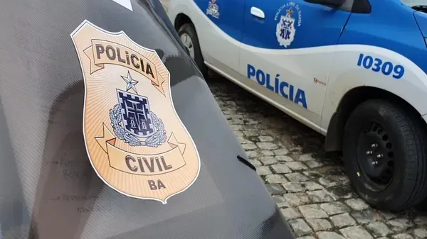 Acionados, policiais da 22ª Companhia Independente da Polícia Militar (CIPM) de Simões Filho isolaram a área
