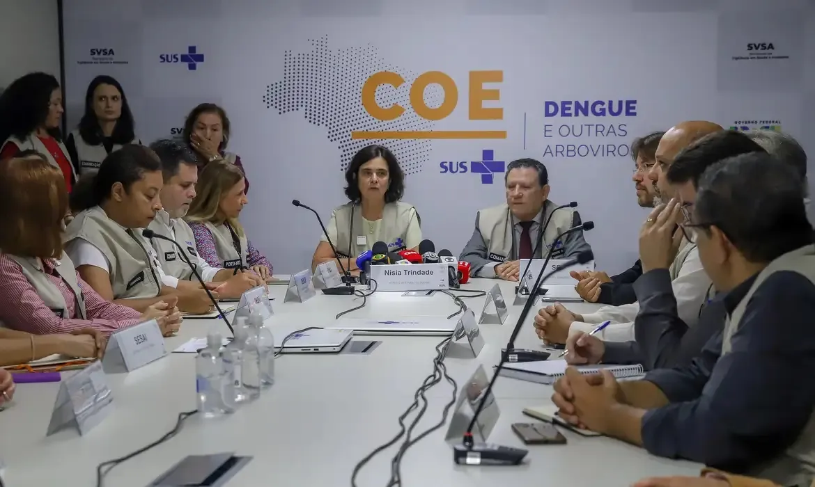 Abertura do Centro de Operações de Emergências (COE) contra a dengue, em Brasília