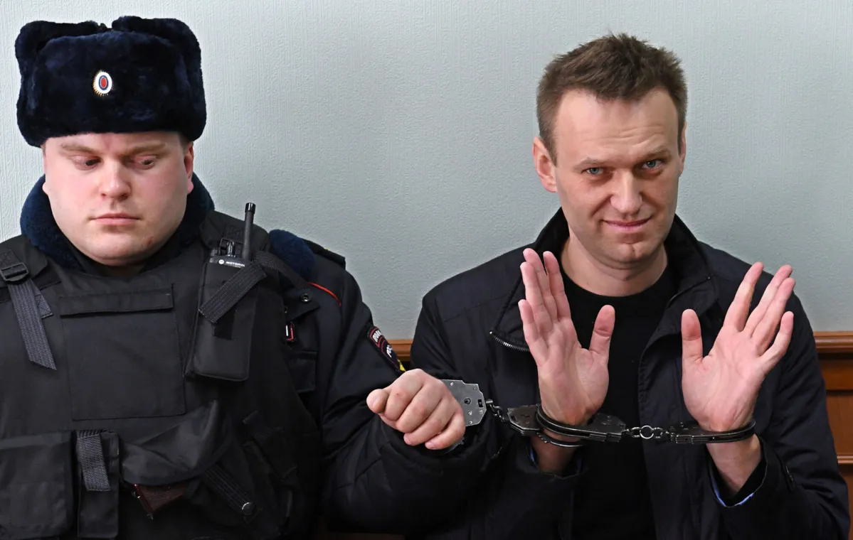 Alexei Navalny sendo preso em 2017