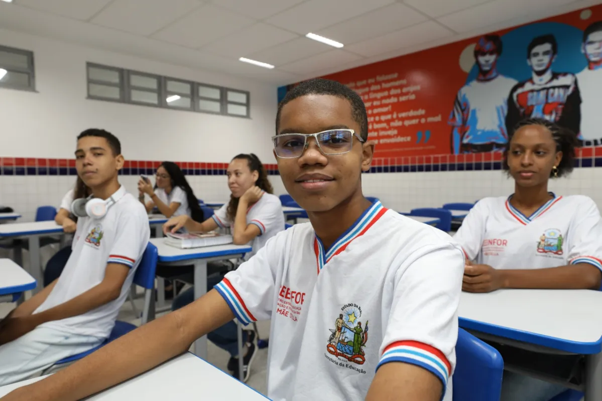 Notas e frequência dos alunos estarão disponíveis através do Diário de Classe Digital