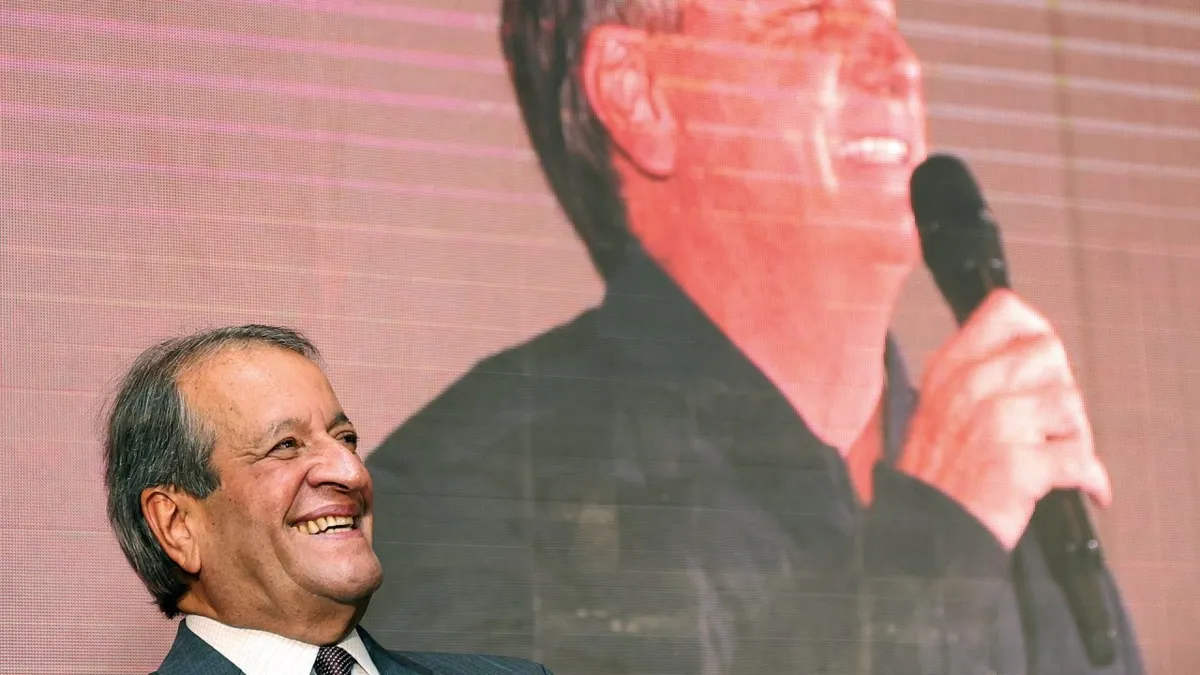 Imagem ilustrativa da imagem Valdemar Costa Neto diz que Lula"não chega aos pés" de Bolsonaro