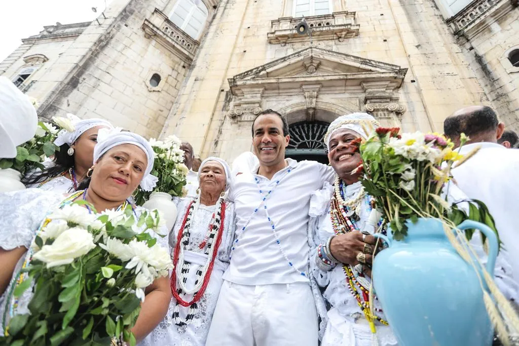 Bruno Reis marca presença na tradicional Lavagem do Bonfim