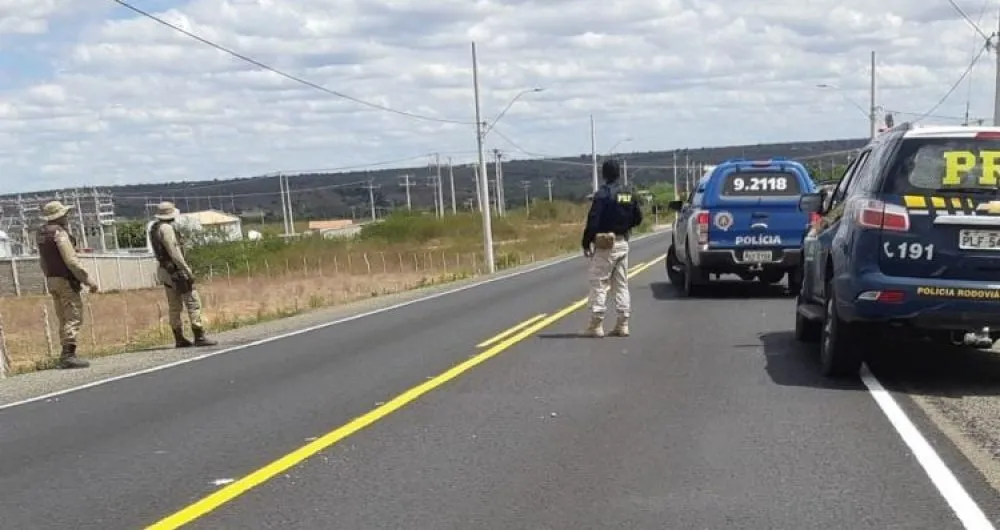 A pista precisou ficar interditada após o acidente