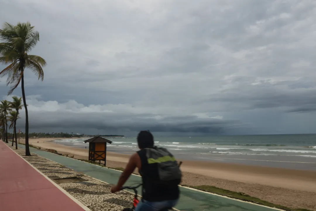 Adolescente tinha o costume de pedalar pela orla da capital