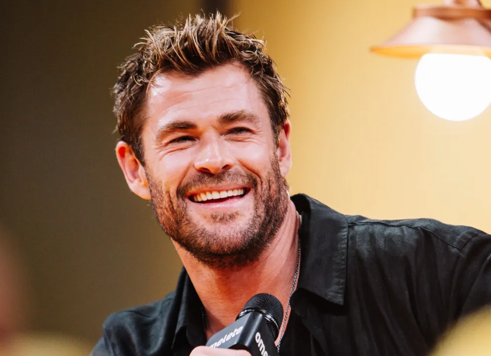 Chris Hemsworth disse que a possibilidade de sair da pele de mocinho e fazer o vilão o atraiu ao longa