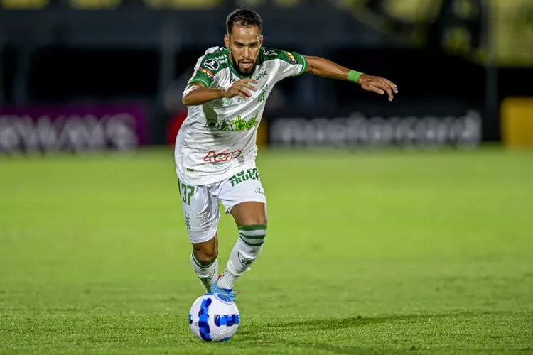 Everaldo atuou nas duas últimas temporadas no América-MG