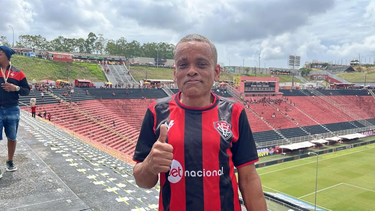 Torcedor presente no Barradão