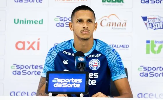 Luciano Juba durante coletiva