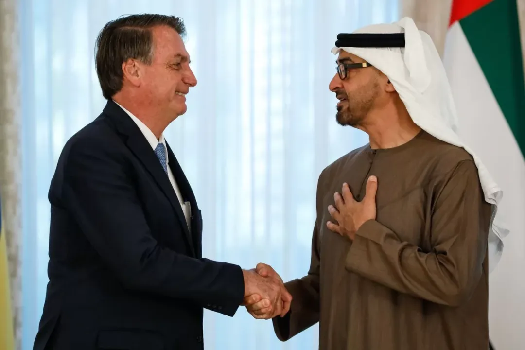 Ex-presidente Jair Bolsonaro e sheik Mohamed bin Zayed