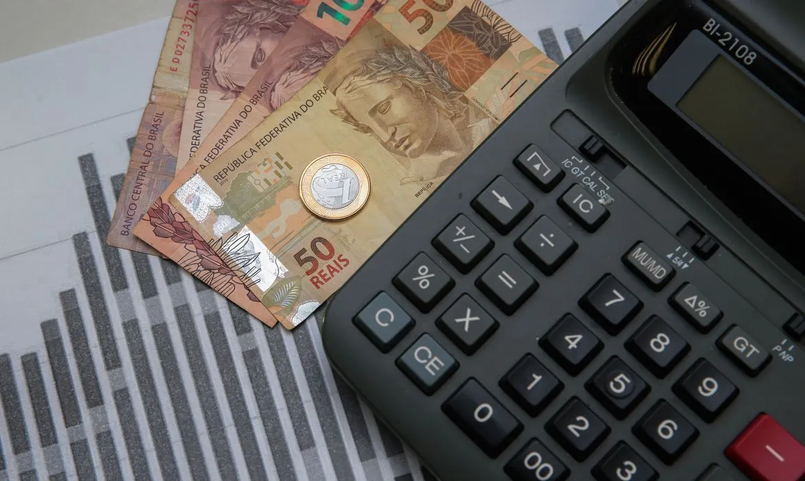 PIB do Brasil é estimado em US$ 2,13 trilhões