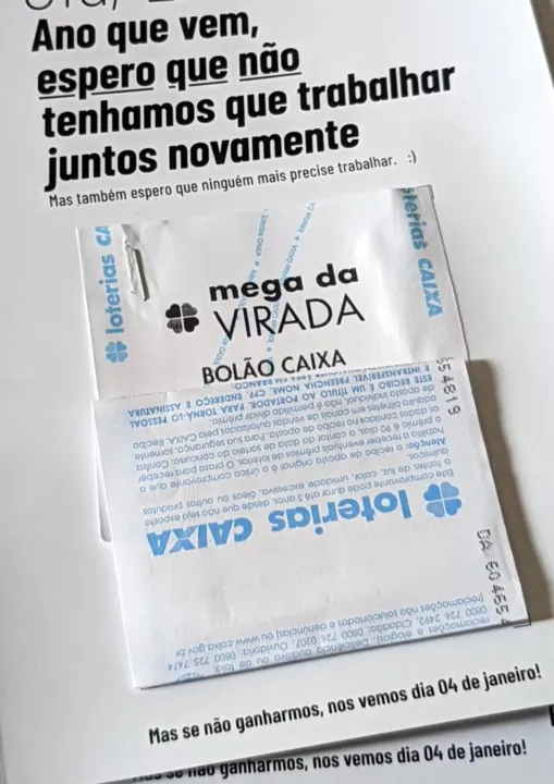 Cada funcionário recebei um bilhete