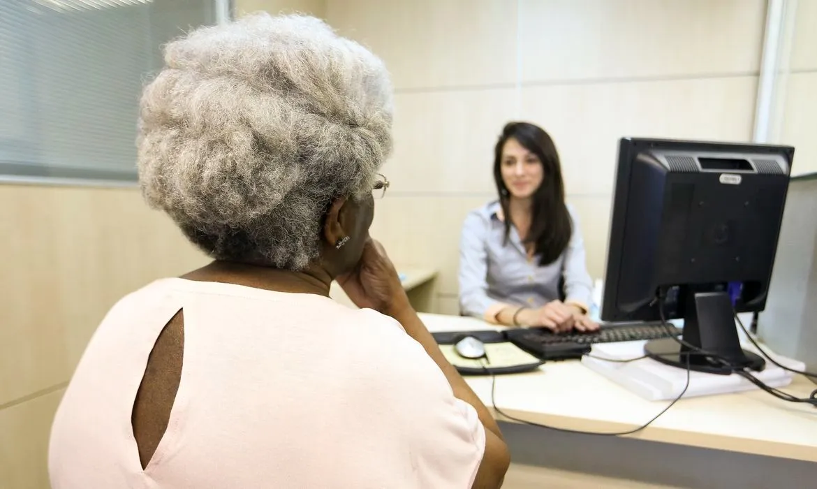 Contas para aposentadoria são atualizadas todos os anos