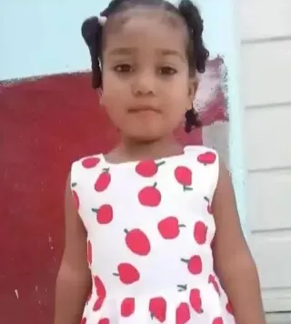 Alexia Araújo de Carvalho, de 3 anos